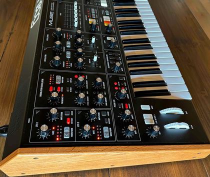 Moog-Muse 8-Voice Analog Synthesizer